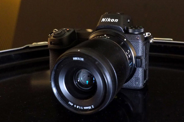 فیلم برداری دوربین عکاسی Nikon Z7 