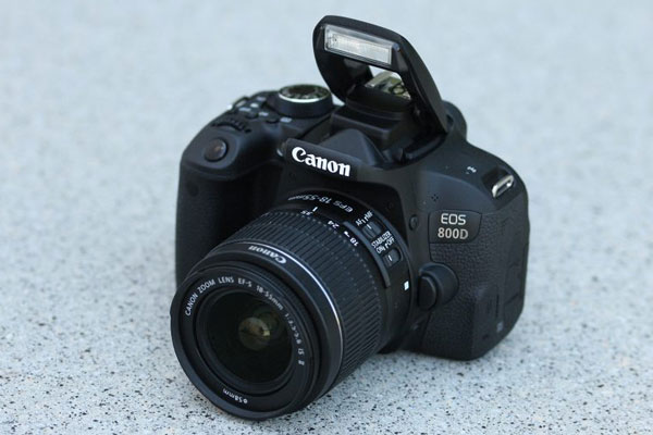 خصوصیات دوربین عکاسی کانن EOS 800D