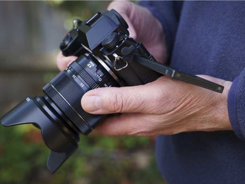 مشخصات فنی دوربین فوجی فیلم FUJIFILM X-S10