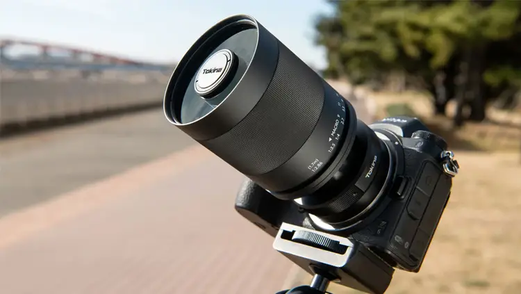 لنز آیینهای