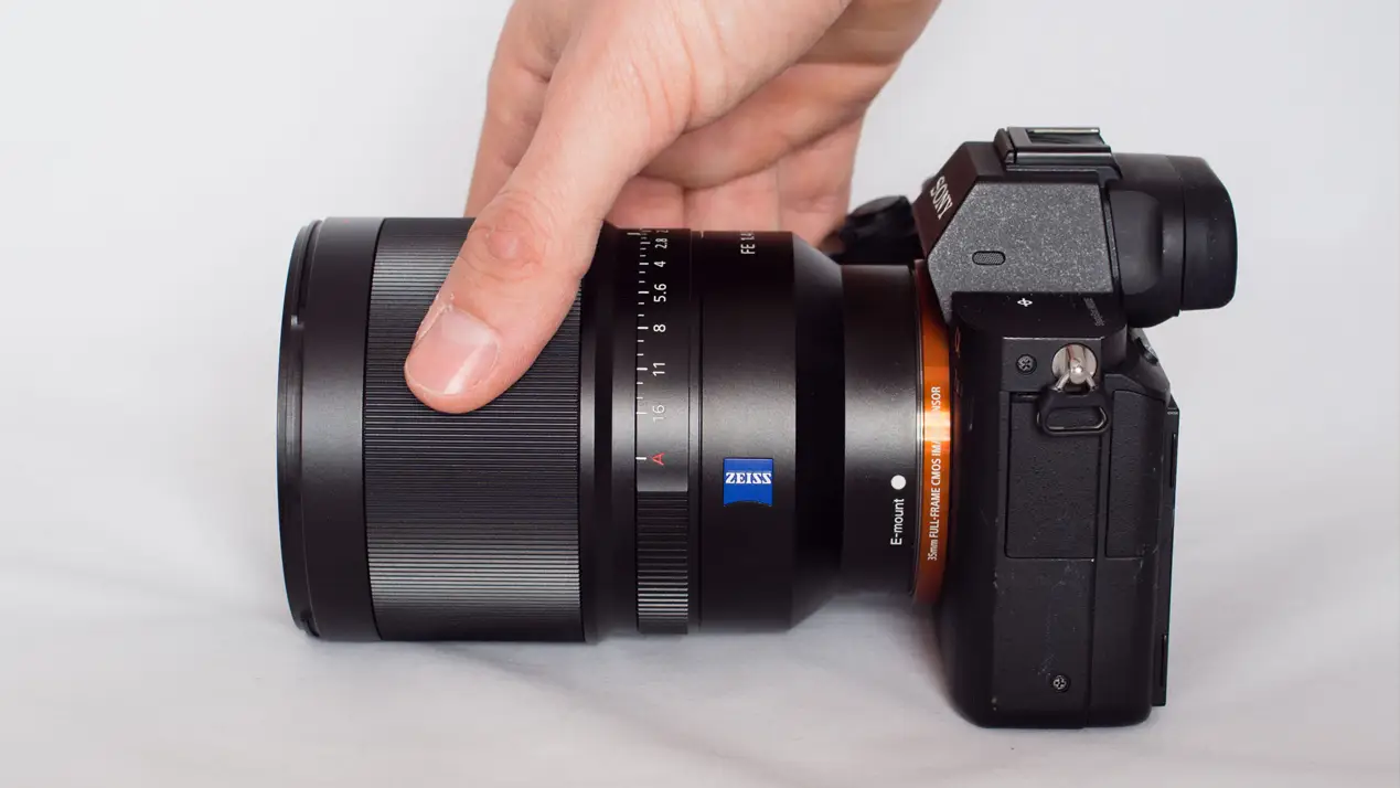 لنز سونی برای عکاسی پرتره