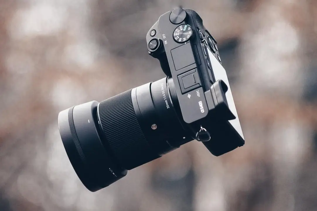 لنز سیگما مدل Sigma 30mm f1.4 DC DN Contemporary Sony E