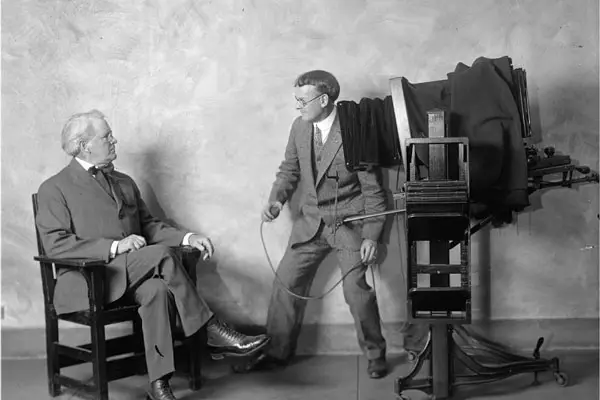 تاریخچه ی ویرایش عکس