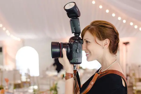 تفاوت فلاش TTL و فلاش دستی