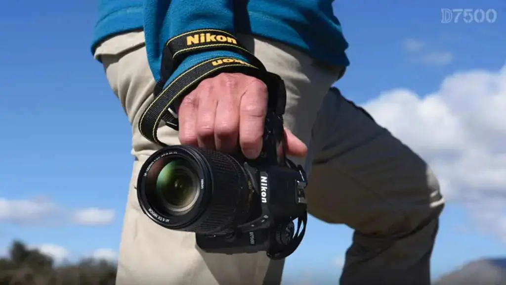 دوربین عکاسی نیکون مدل Nikon D7500 Kit 18-140 f3.5-5.6 G VR