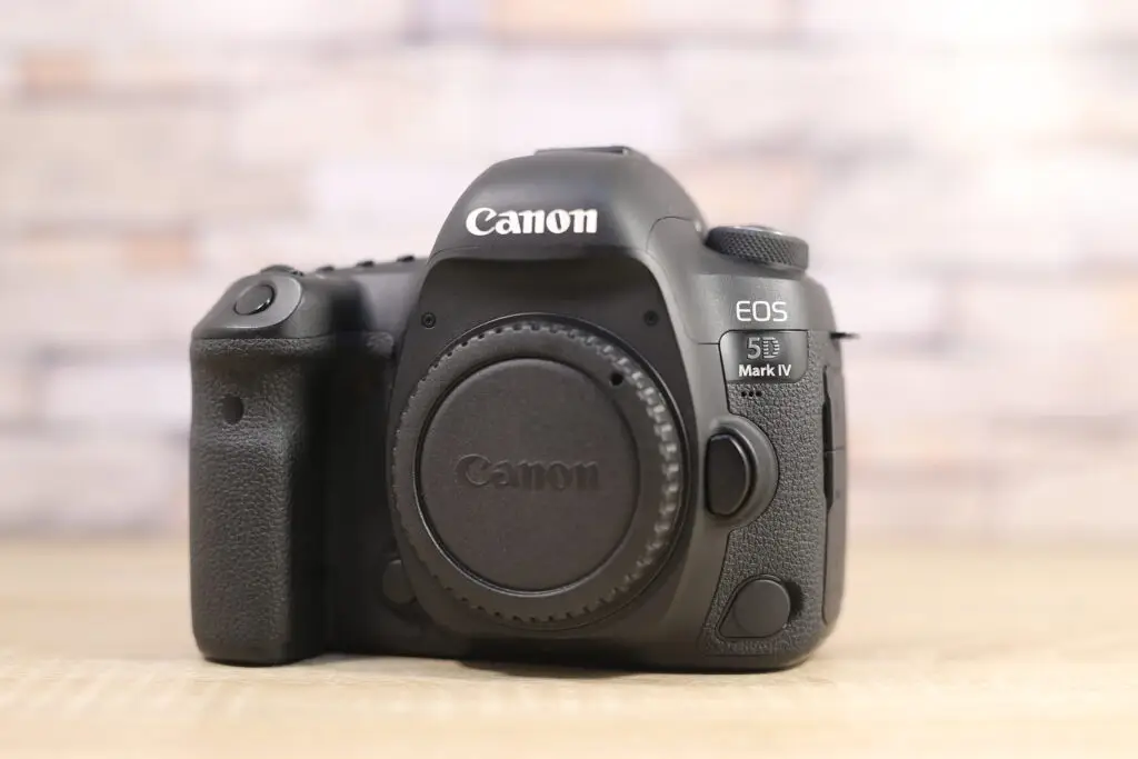 دوربین عکاسی کانن مدل Canon Eos 5D mark IV Body