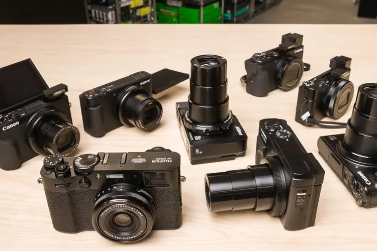 دوربینهای کامپکت پیشرفته