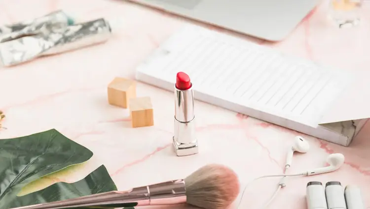 ایده عکاسی از محصولات ارایشی