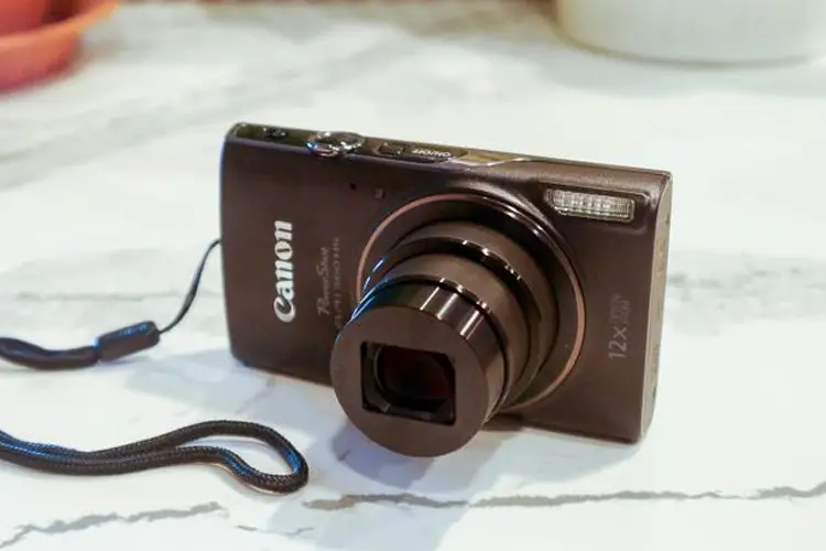 دوربینهای کامپکت خانگی