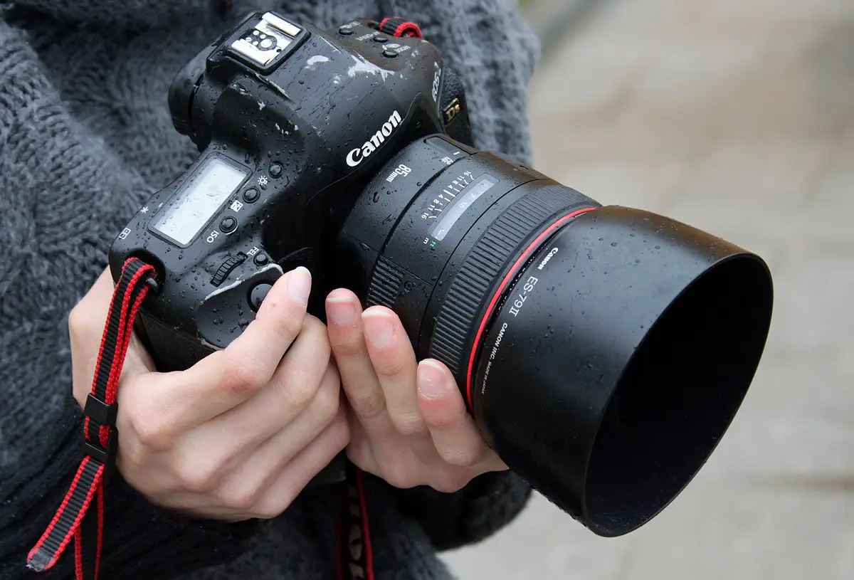 لنز کانن مدل Canon EF 85mm f1.2L II USM