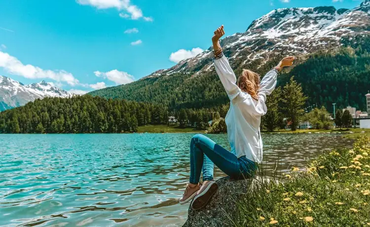 ژست عکاسی در طبیعت