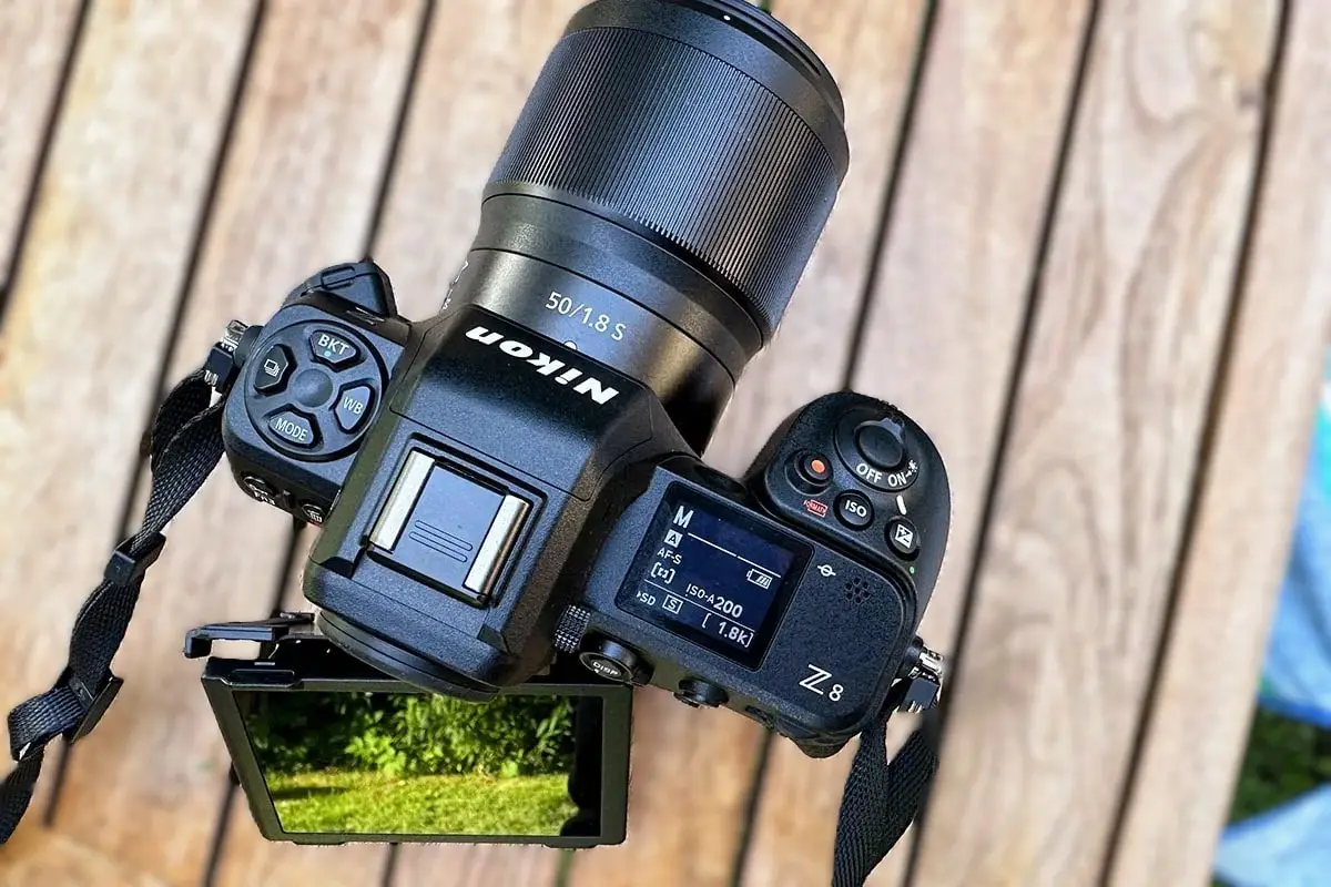 دوربین عکاسی نیکون مدل Nikon Z8 Mirrorless Camera