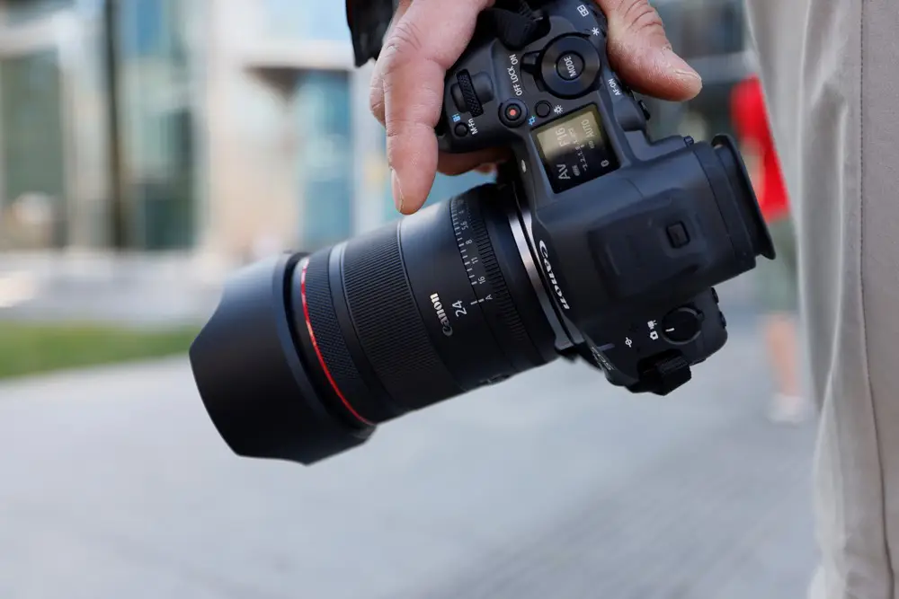 لنز کانن مدل Canon RF 24mm f1.4 L VCM Lens