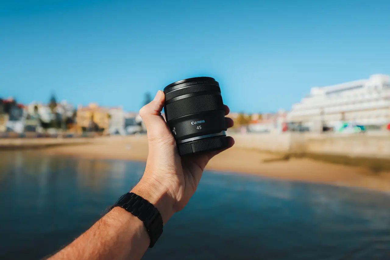 لنز کانن مدل Canon RF 45mm f1.2 STM Lens