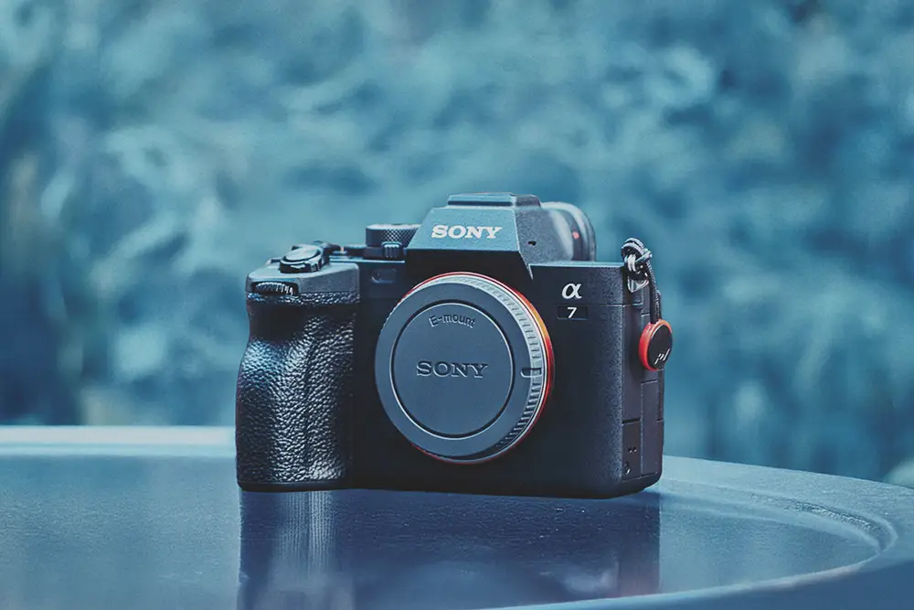 دوربین بدون آینه سونی مدل Sony a7 V Mirrorless Camera