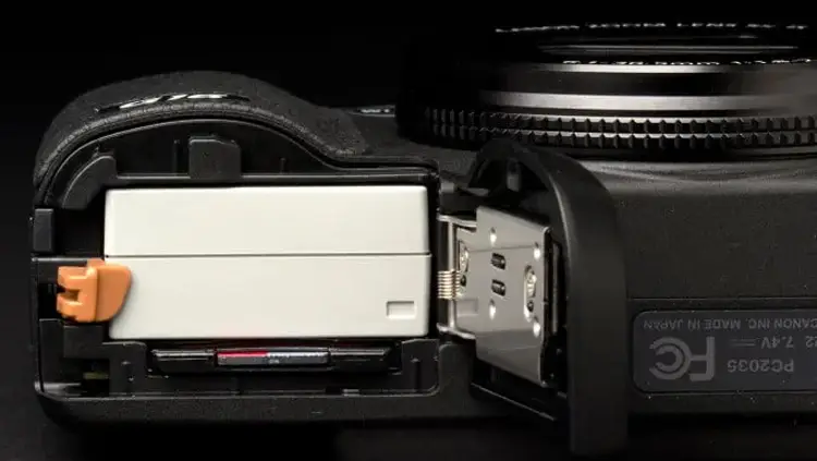 طول عمر دوربین عکاسی