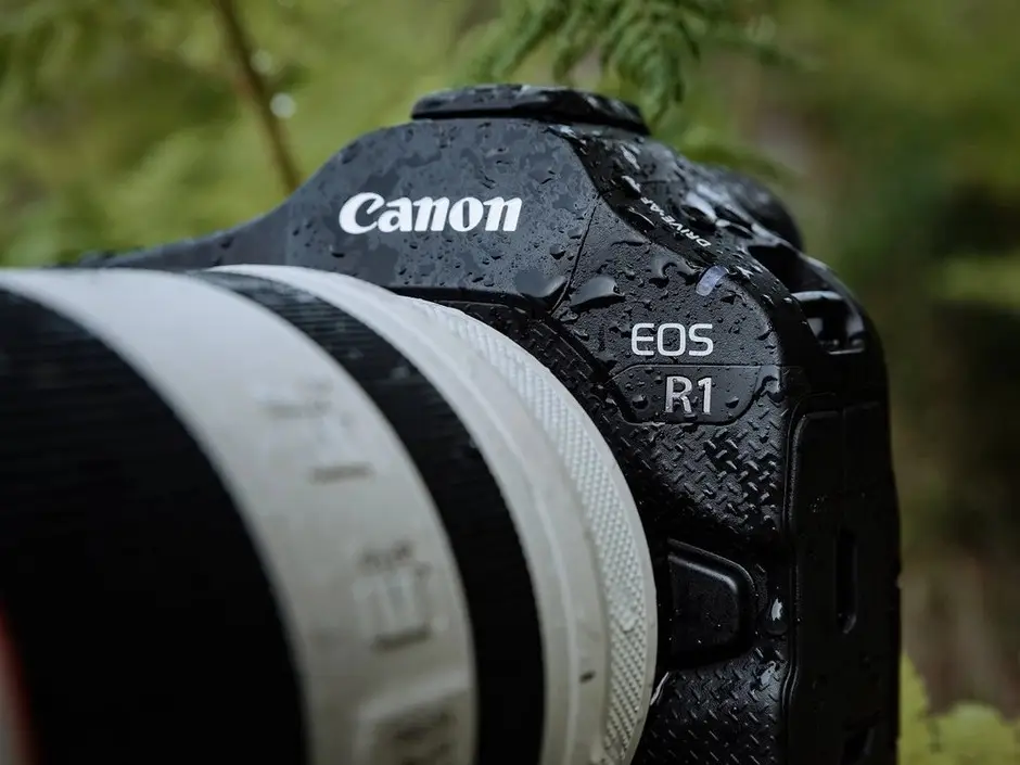 دوربین بدون آینه کانن Canon EOS R1 Mirrorless Camera Body
