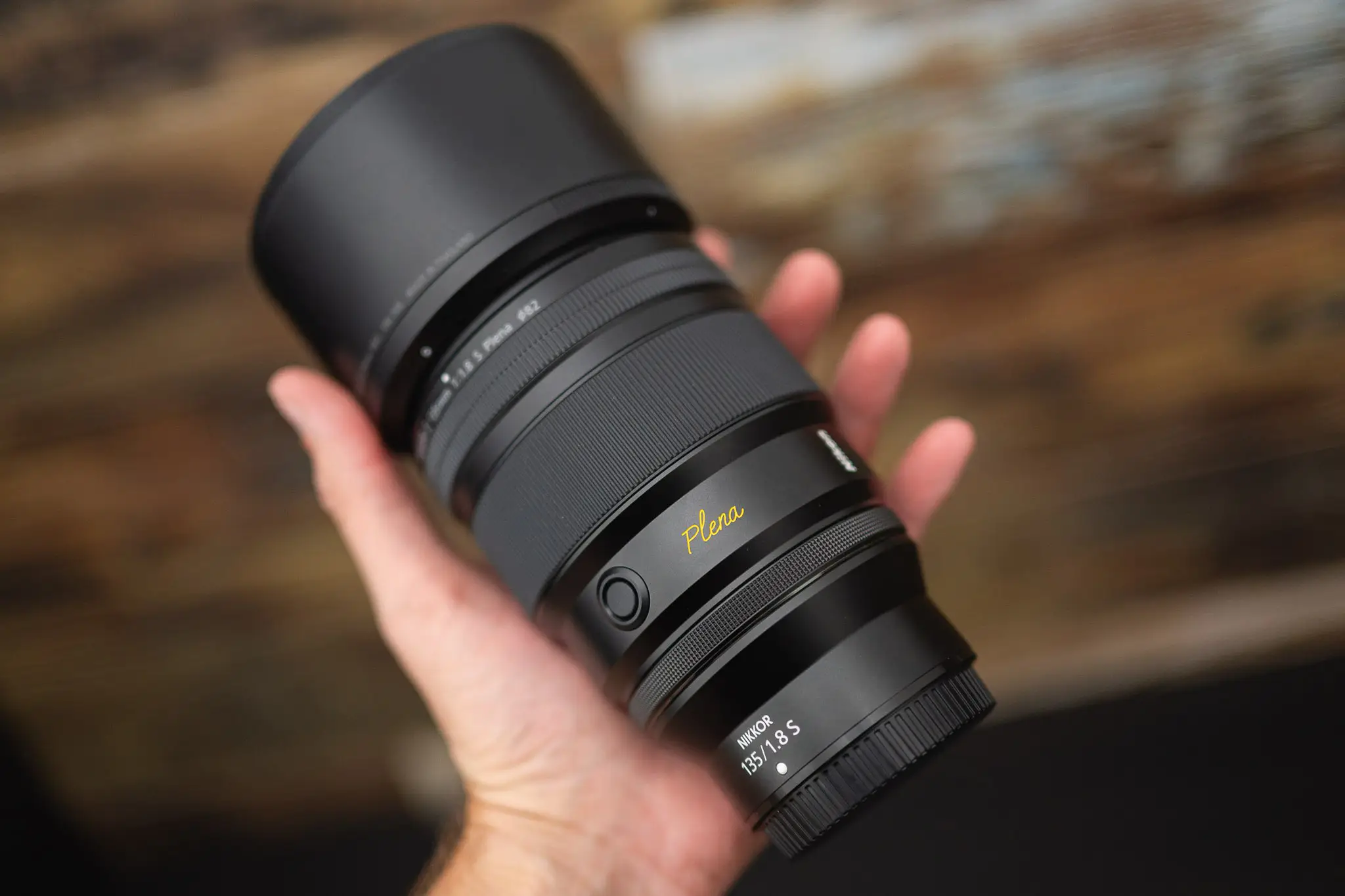 لنز نیکون Nikon NIKKOR Z 135mm f1.8 S Plena