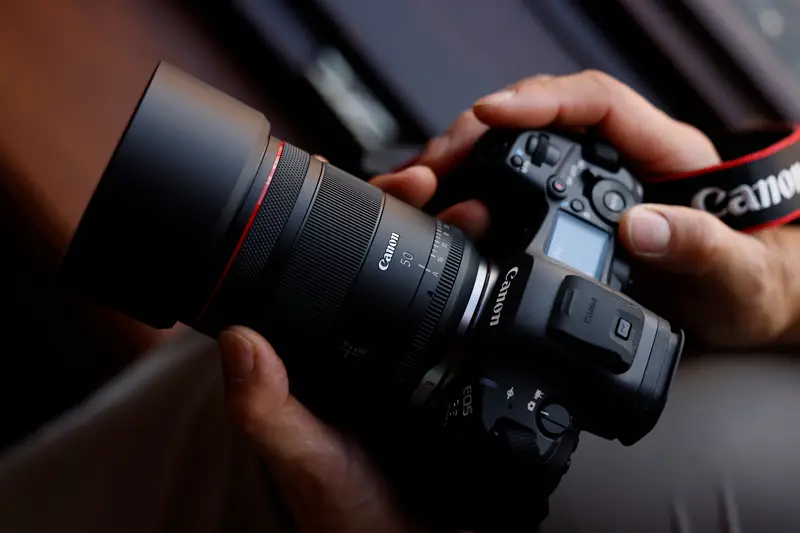 لنز کانن مدل Canon RF 50mm f1.4L VCM